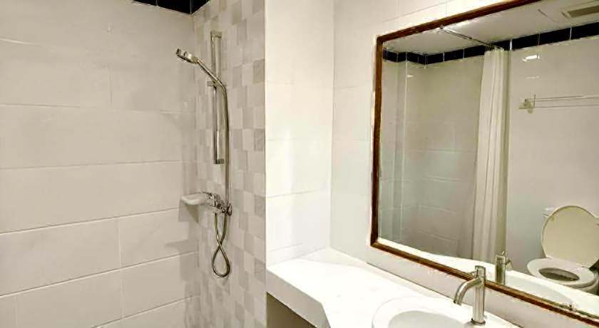 Paisiri Hotel