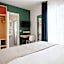 Townhouse17 Boutique Bed & Breakfast