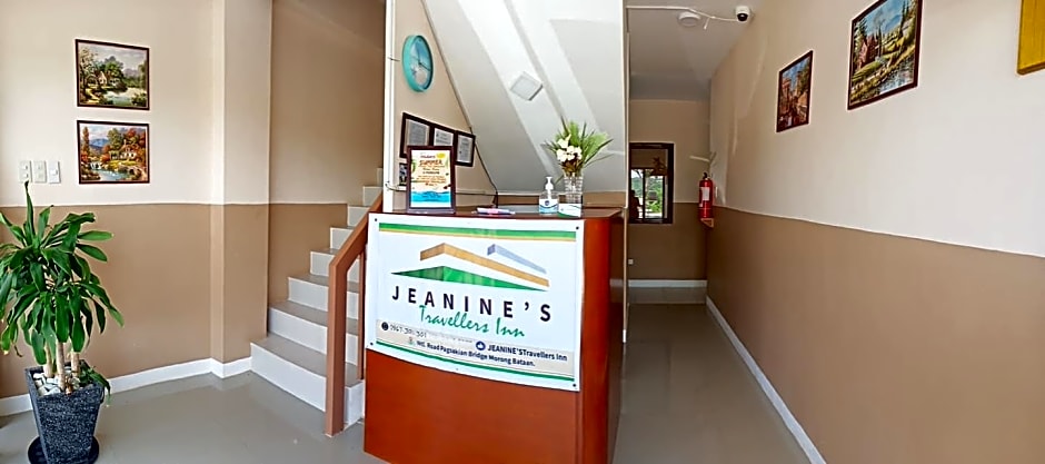 Jeanine's Travellers Inn by RedDoorz