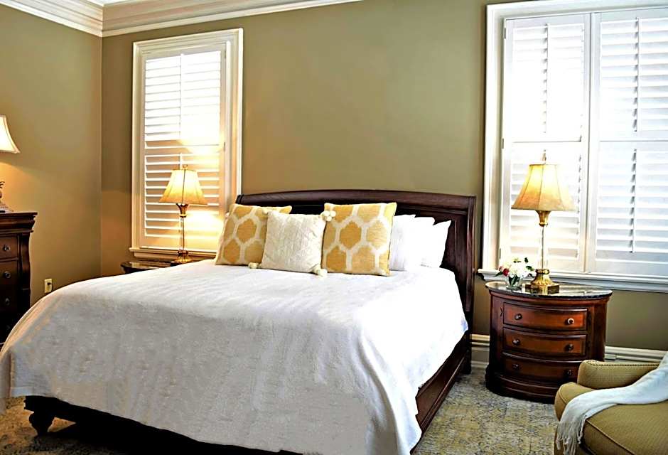 JH Adams Inn, Trademark Collection by Wyndham
