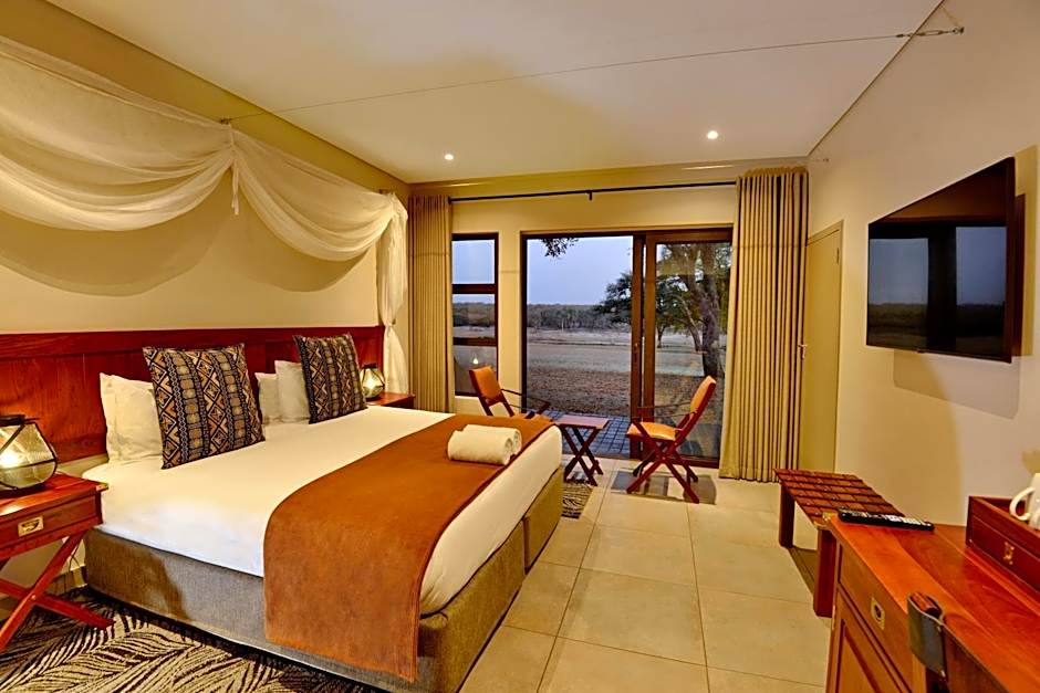 Hwange Safari Lodge