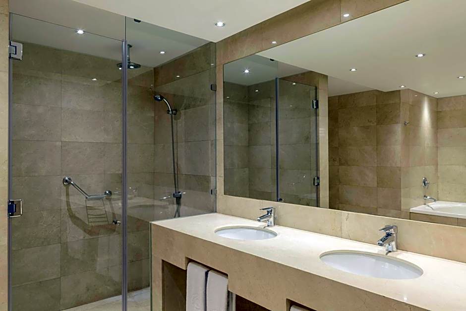 Sheraton Miramar Hotel & Convention Center