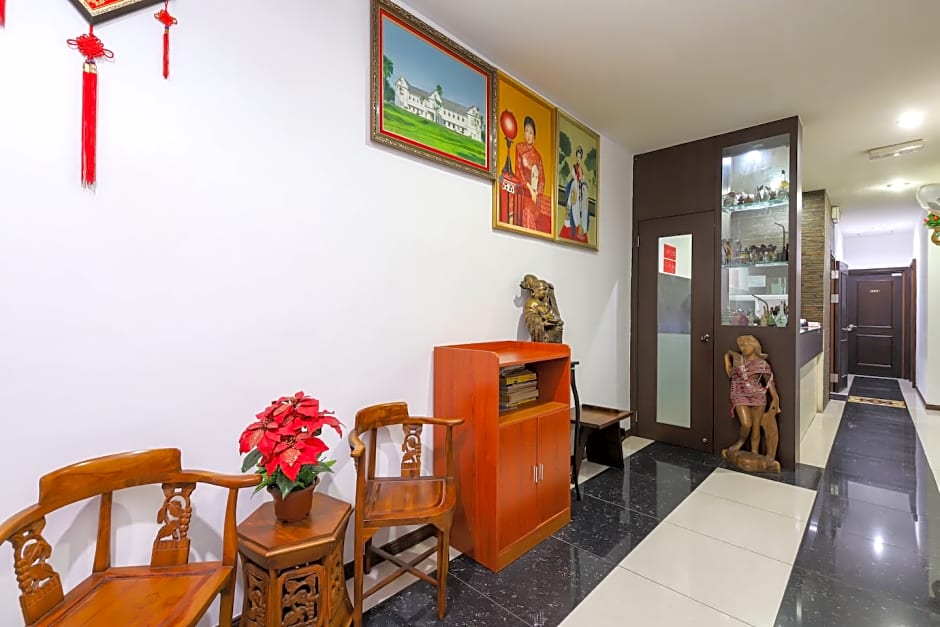 OYO 728 Tai Pan Hotel