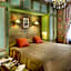 Hotel Duc De St-Simon