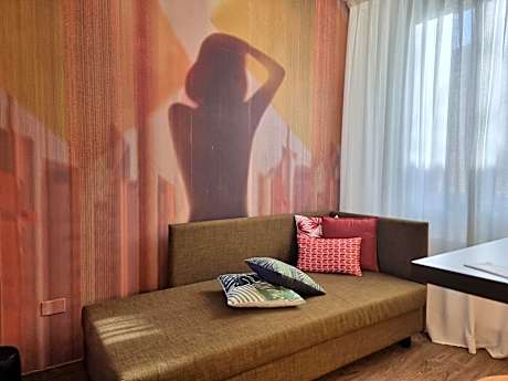 Deluxe Double Room with Extra Bed