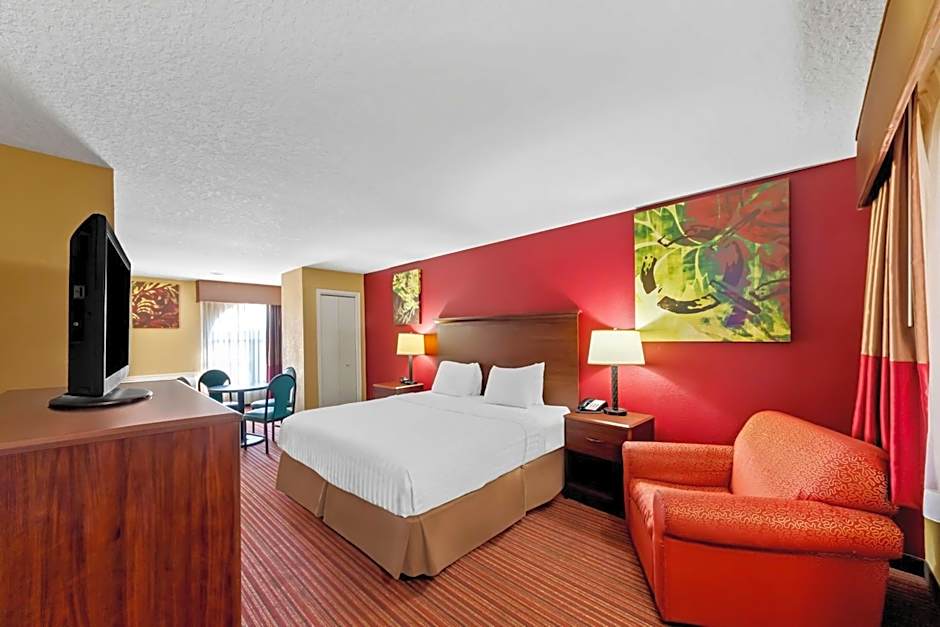 SureStay Plus by Best Western San Antonio Fiesta Inn