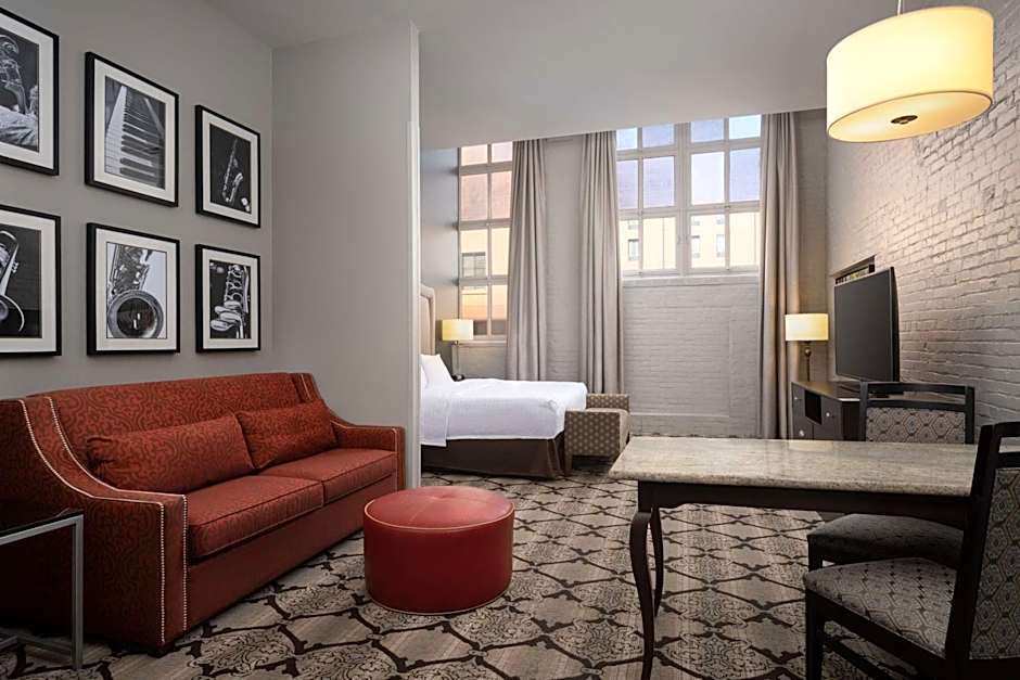 Hampton Inn By Hilton & Suites New Orleans-Convention Center