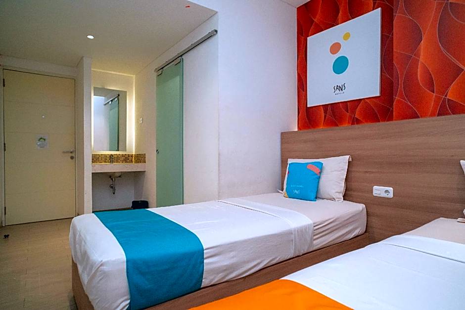 Sans Hotel Kupang Indah Surabaya