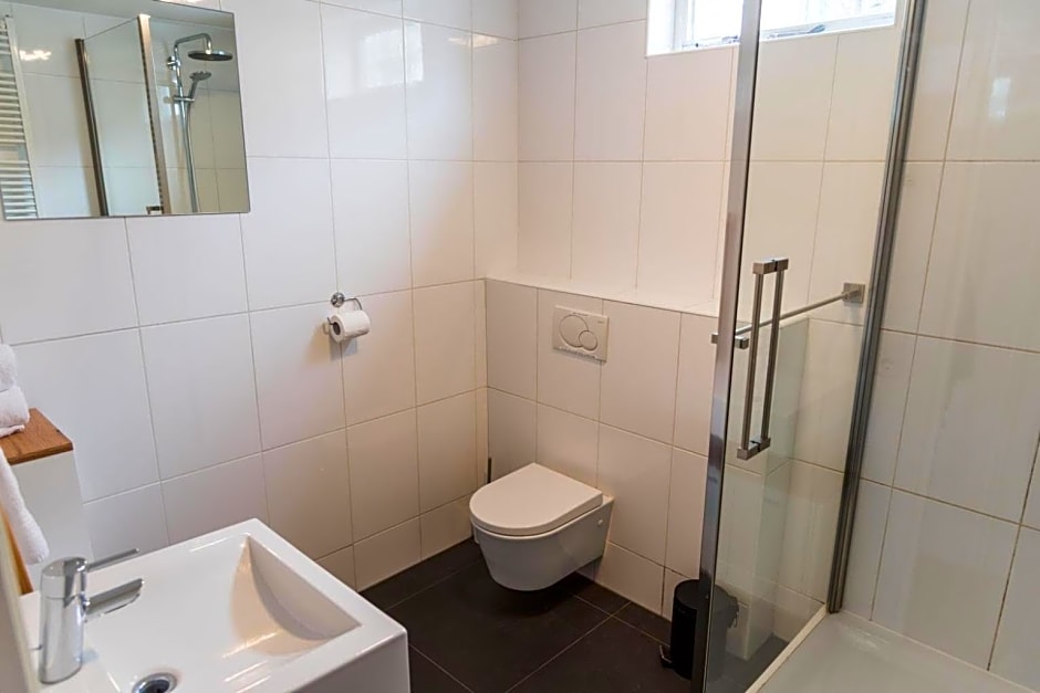 HouseBoat next to AMSTEL