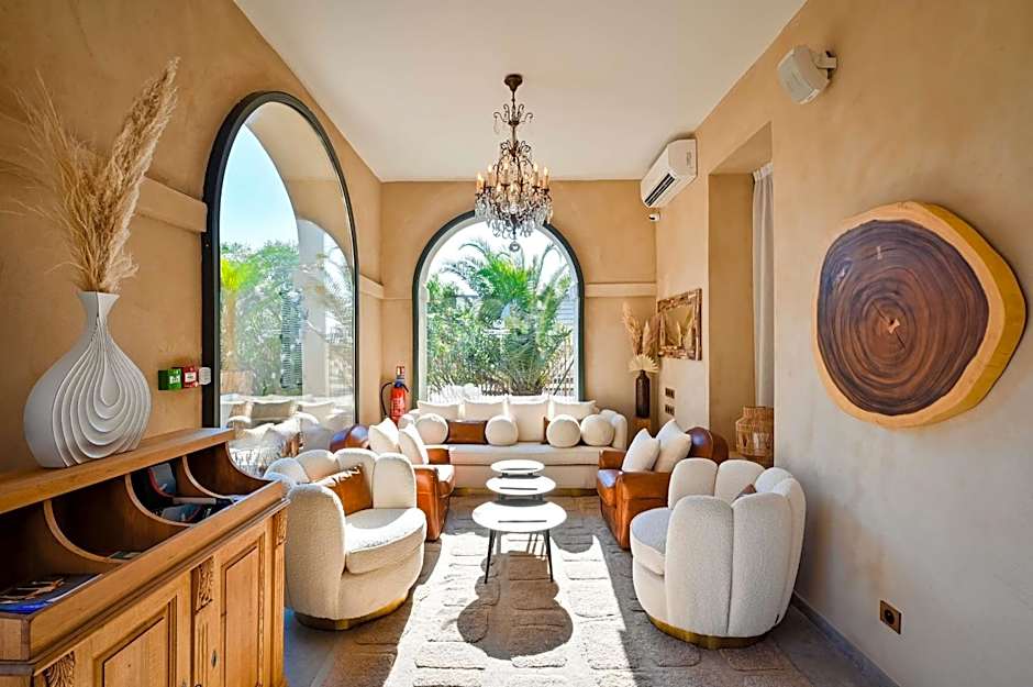 Le Hameau des Pesquiers Ecolodge, Curio Collection by Hilton