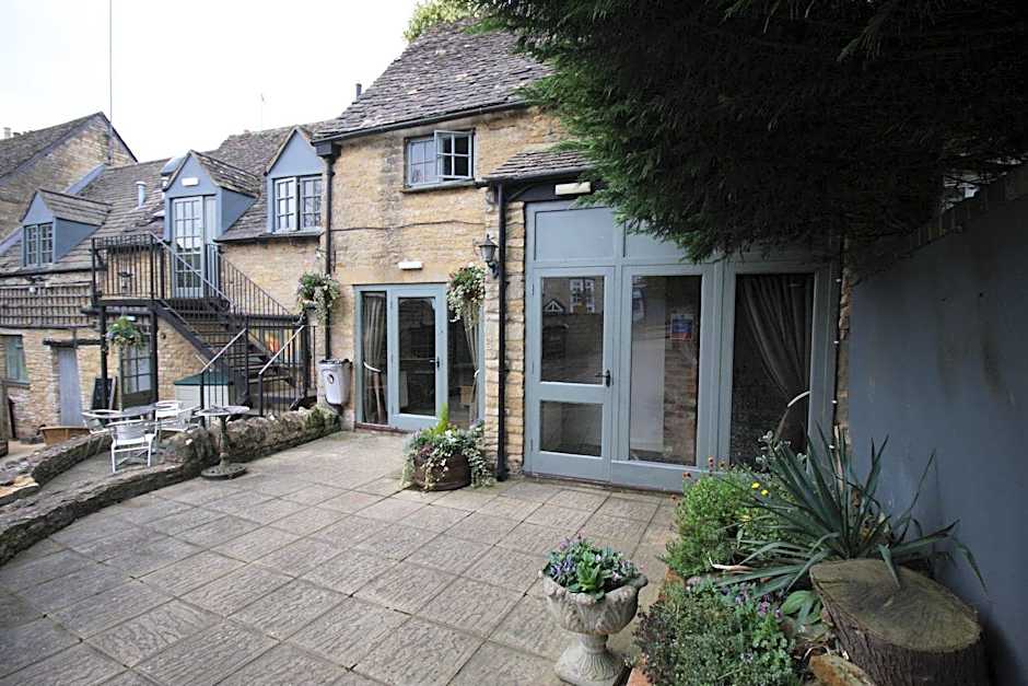 The Kings Arms Hotel