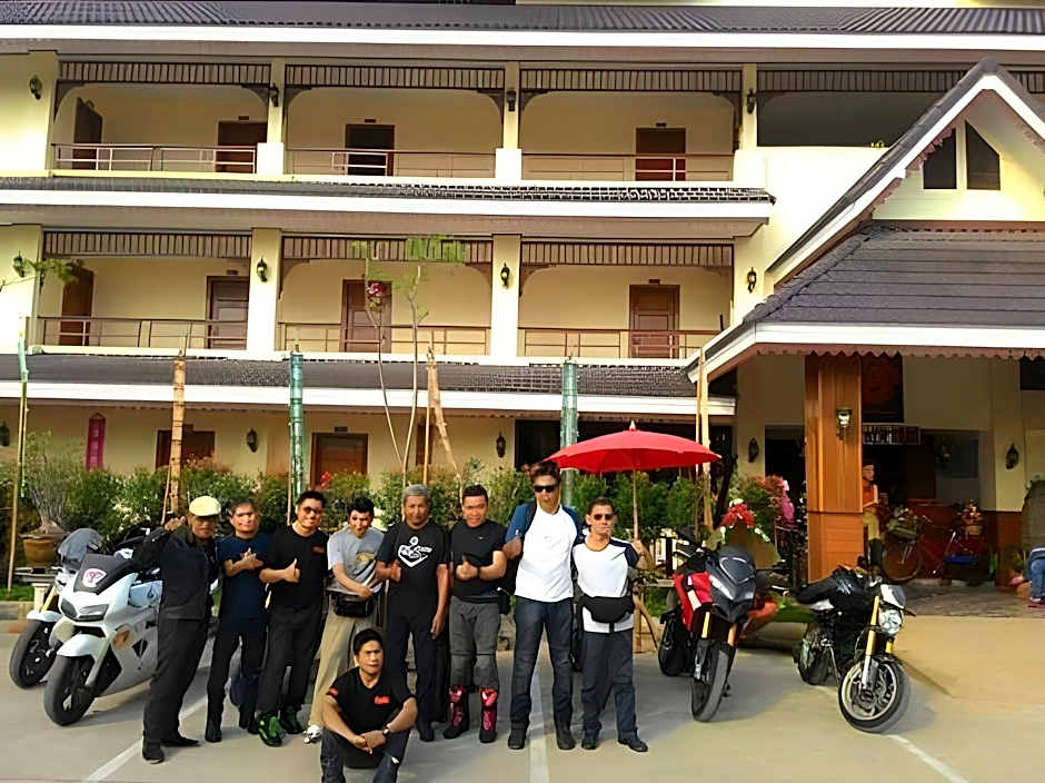 Sawadeelanna Hotel