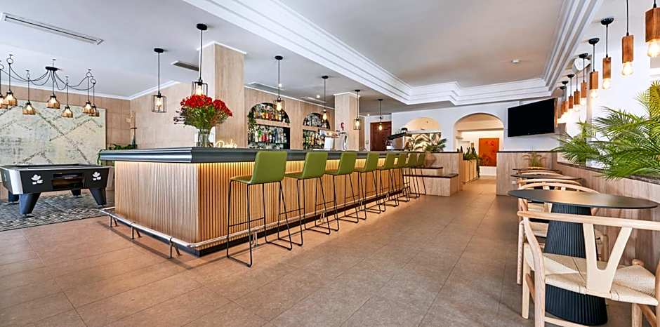 Flacalco Hotel & Apartments