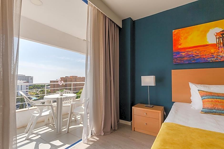 The Navigator - Olympus Marina