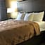 Quality Inn & Suites near Downtown Mesa