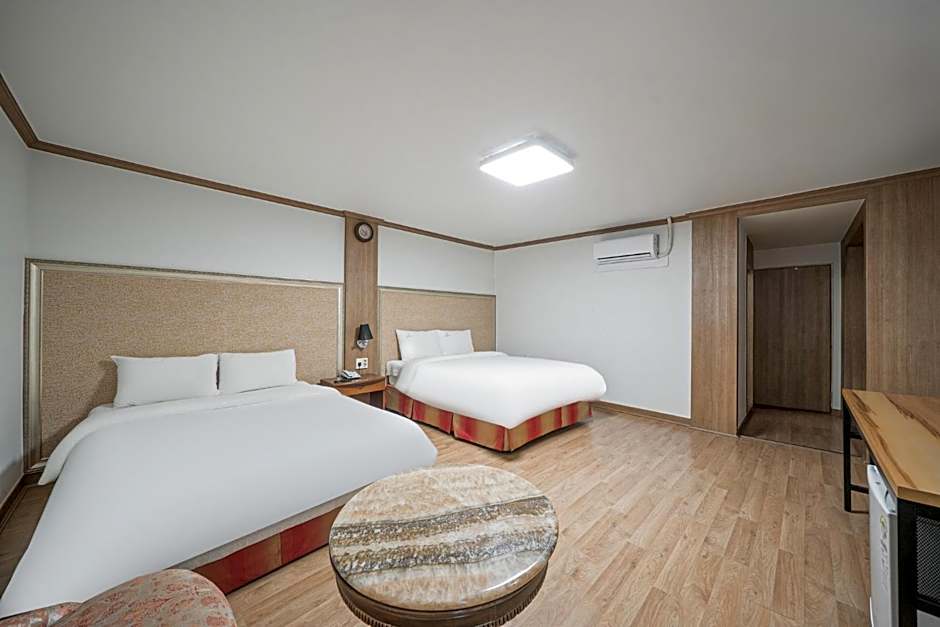 Changwon Olympic Hotel
