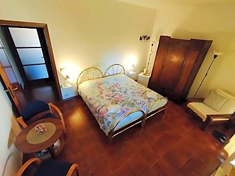 Rasna Heart Guest House