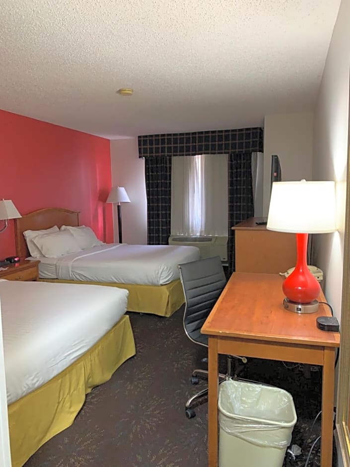 Ramada by Wyndham Santa Fe