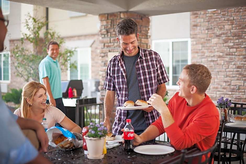 Candlewood Suites West Edmonton - Mall Area By IHG