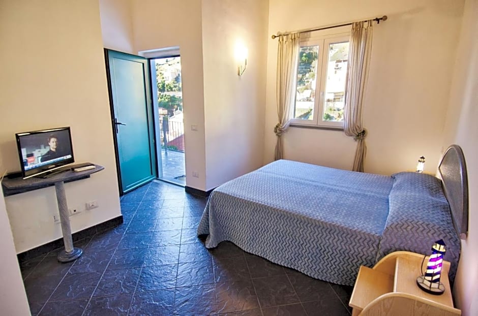 Cinqueterre Residence