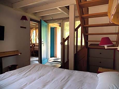 Duplex Quadruple Room