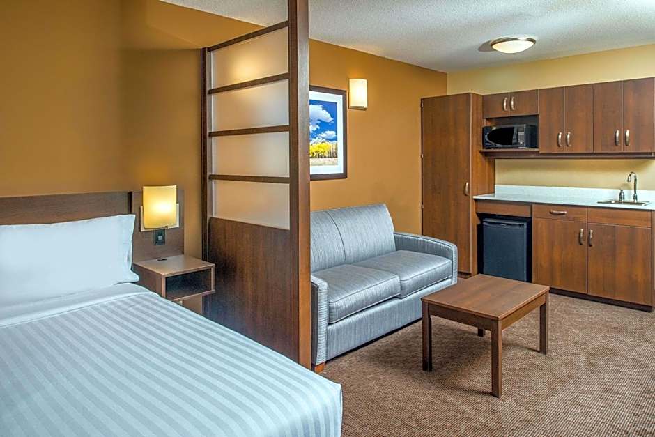 Microtel Inn & Suites By Wyndham Red Deer