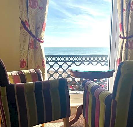 Double or Twin Room with Side Sea View