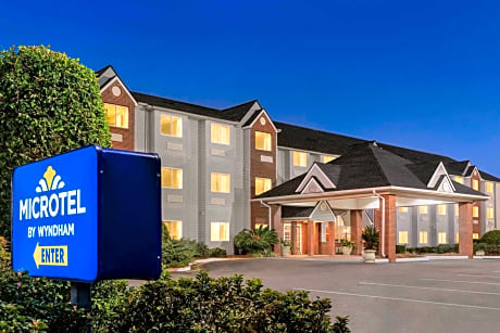 Microtel Inn & Suites by Wyndham