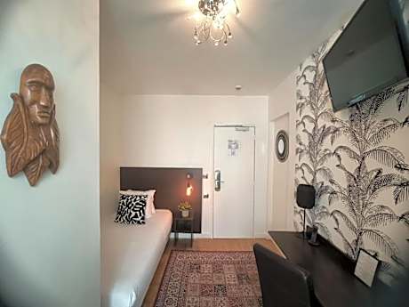Classic Single Room