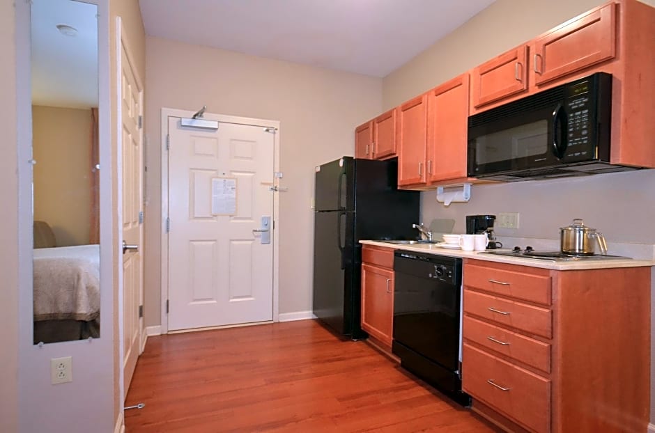 Candlewood Suites Clarksville By IHG