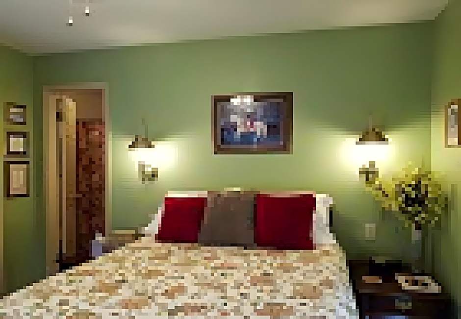 Aldrich House Bed & Breakfast 