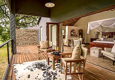 Deluxe Double or Twin Room with River View