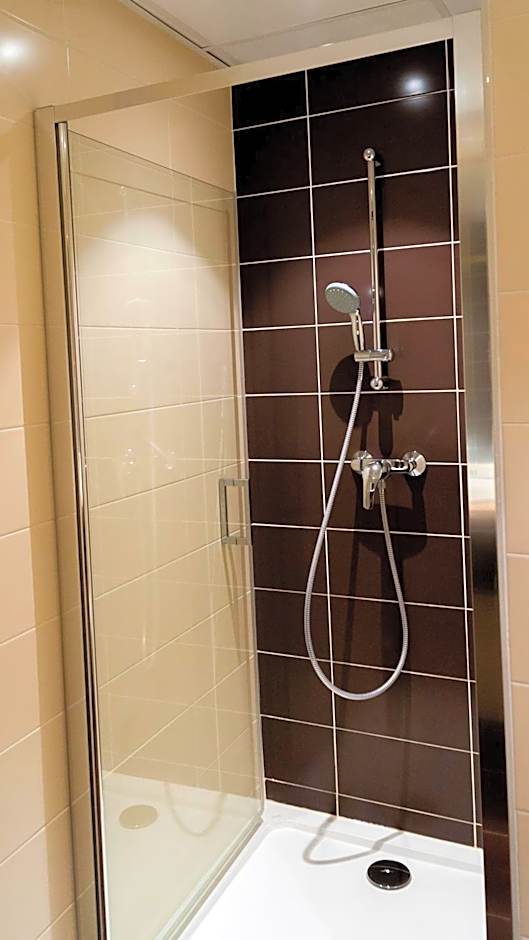 Brit Hotel Mâcon Centre Gare