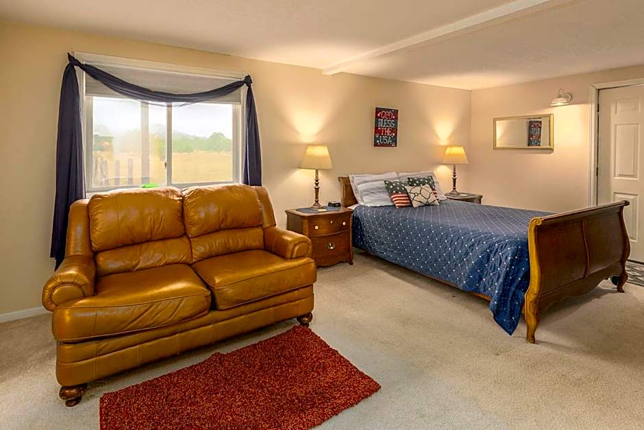 Sweetgrass Inn Bed & Breakfast