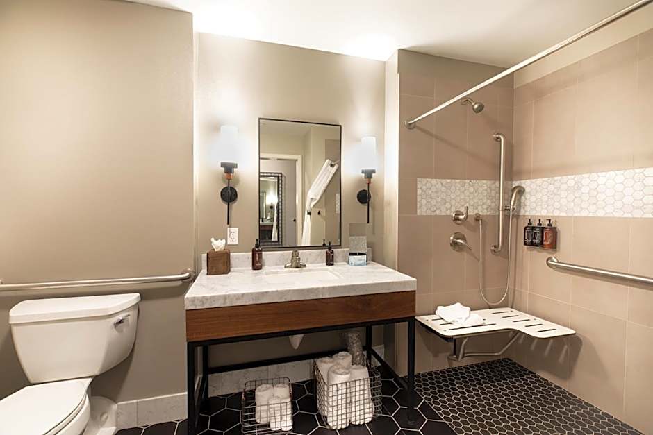 Oxford Suites Paso Robles