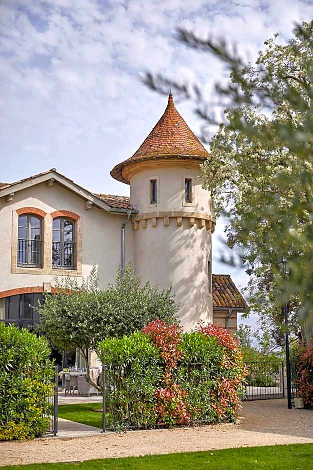 Château St Pierre de Serjac