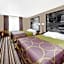 Super 8 by Wyndham Bolivar