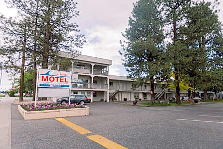 Beachside Motel