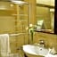 Comfort Hotel Suites