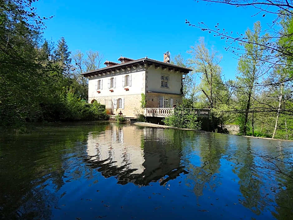 Hostellerie Restaurant Les Gorges de l'Aveyron