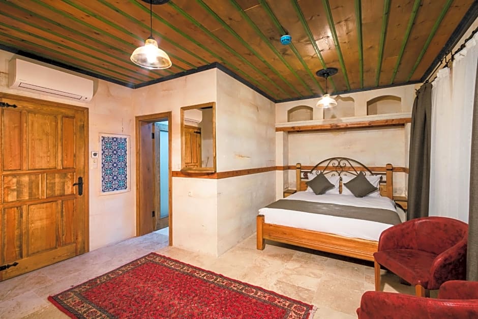 Sapphire Stone House