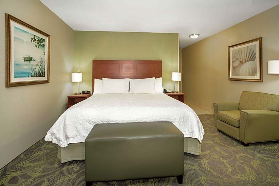 Hampton Inn By Hilton & Suites Astoria, Or