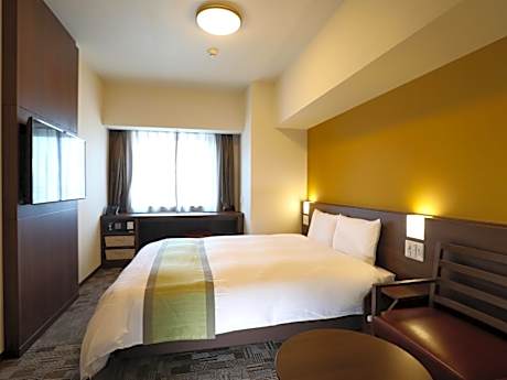 Queen Room - No Daily Cleaning