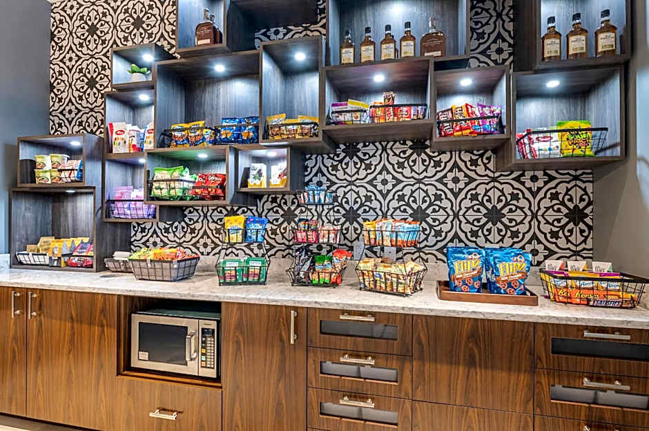 Cambria Hotel Louisville Downtown-Whiskey Row