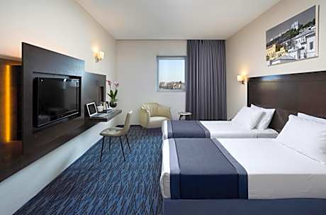 Golden Crown Old City Hotel