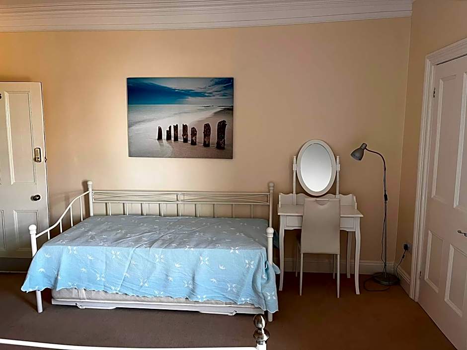 The Captain Cook Inn