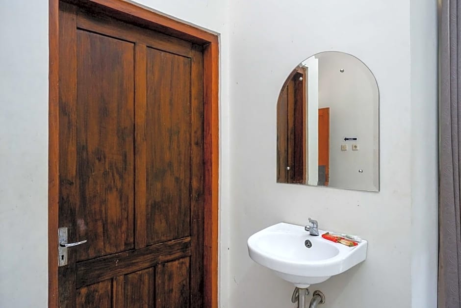 Wisma Sanggrahan Syariah Yogyakarta Mitra RedDoorz