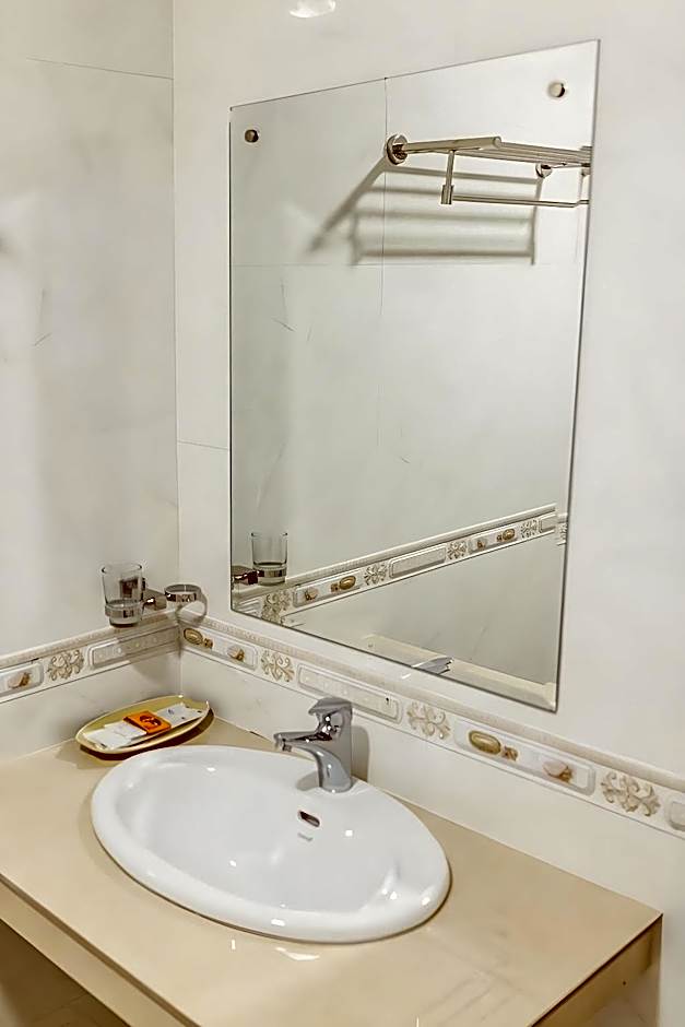 Douangpraseuth Hotel