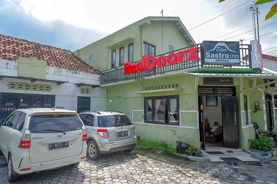 RedDoorz Syariah @ Elga Sastro Inn Malioboro