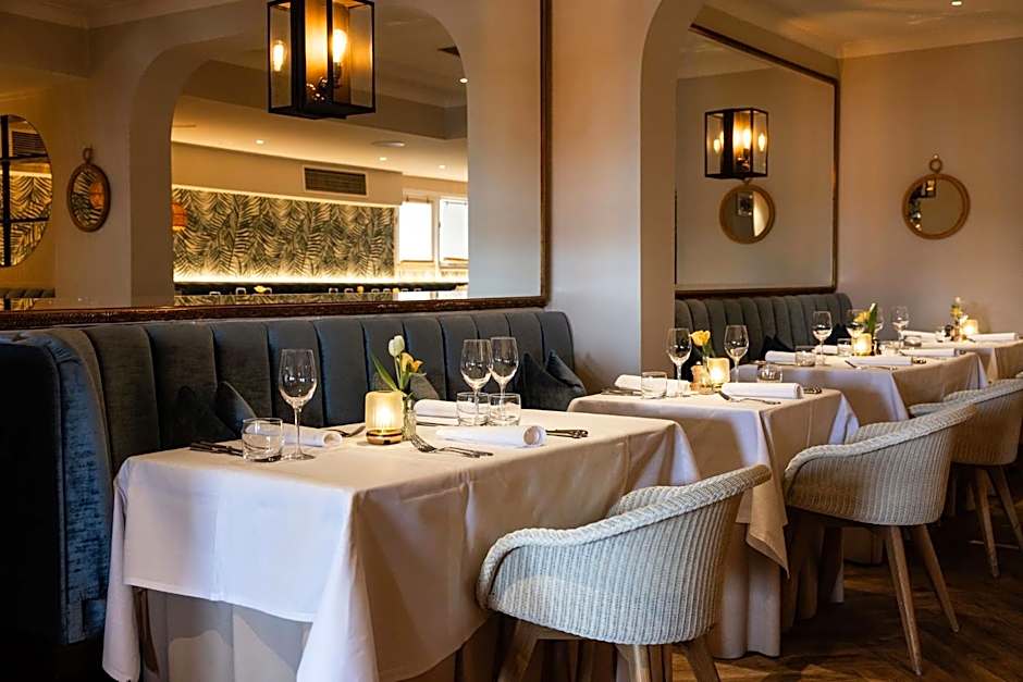 The Moorings Hotel & Restaurant